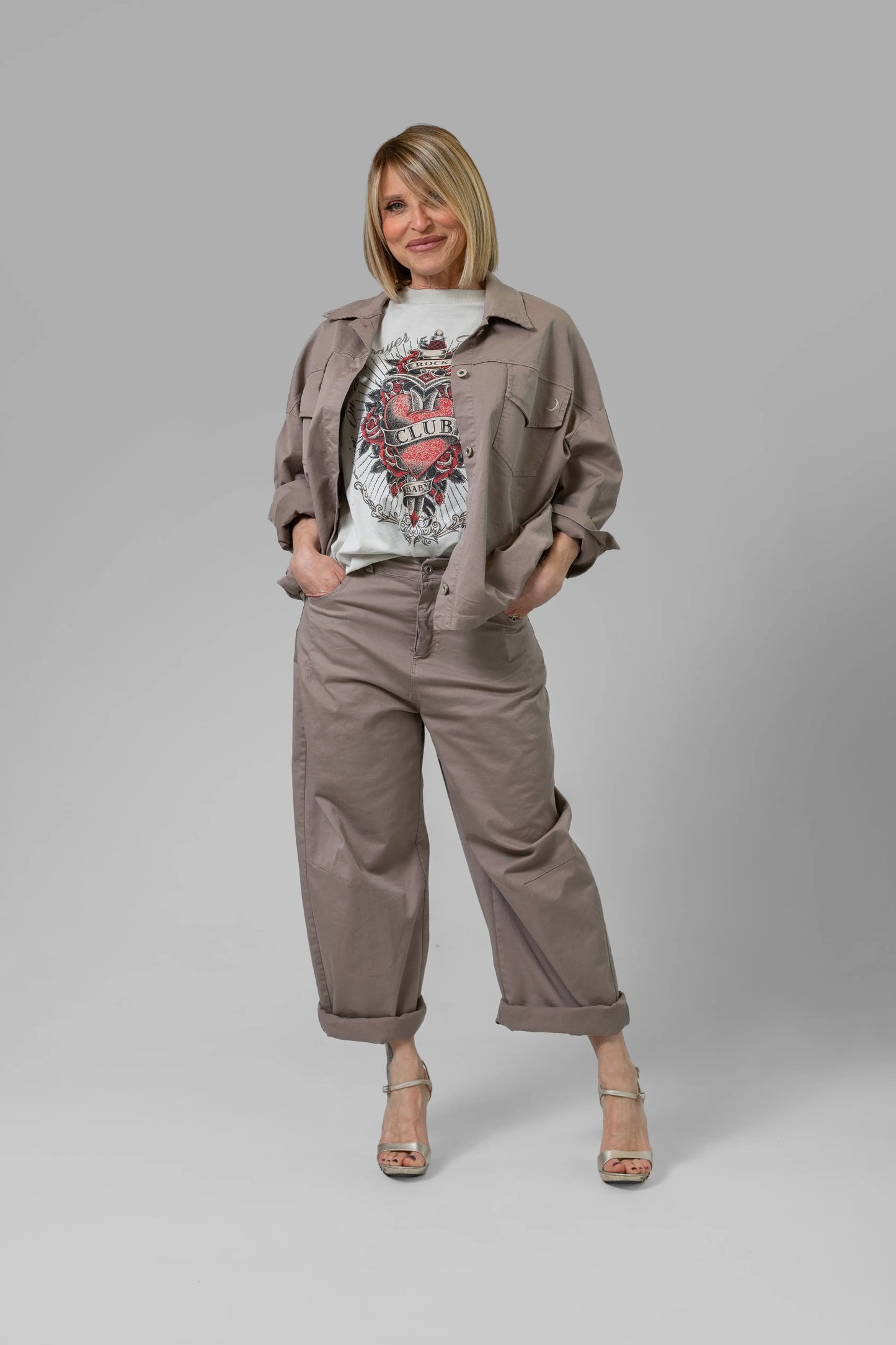 T-SHIRT CON STAMPA