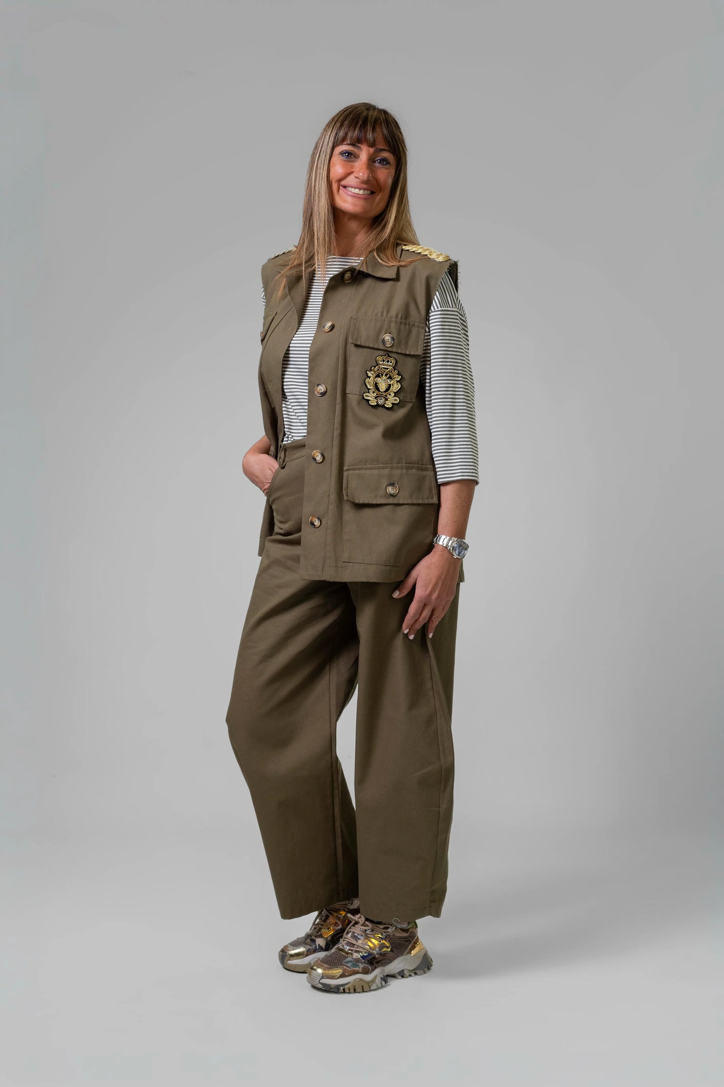GILET CON APPLICAZIONI