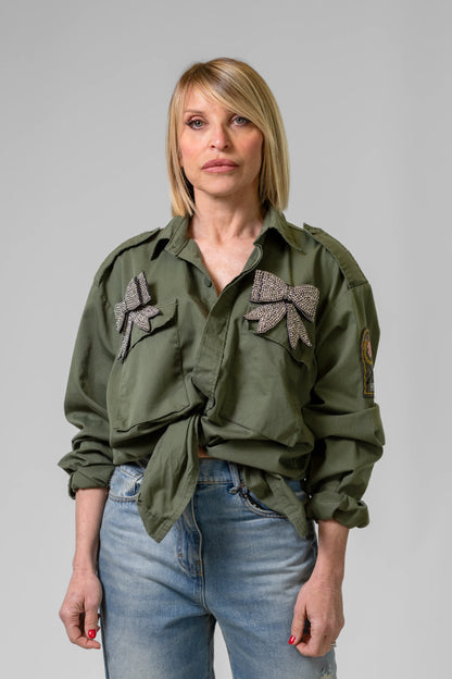 CAMICIA CON FIOCCHI
