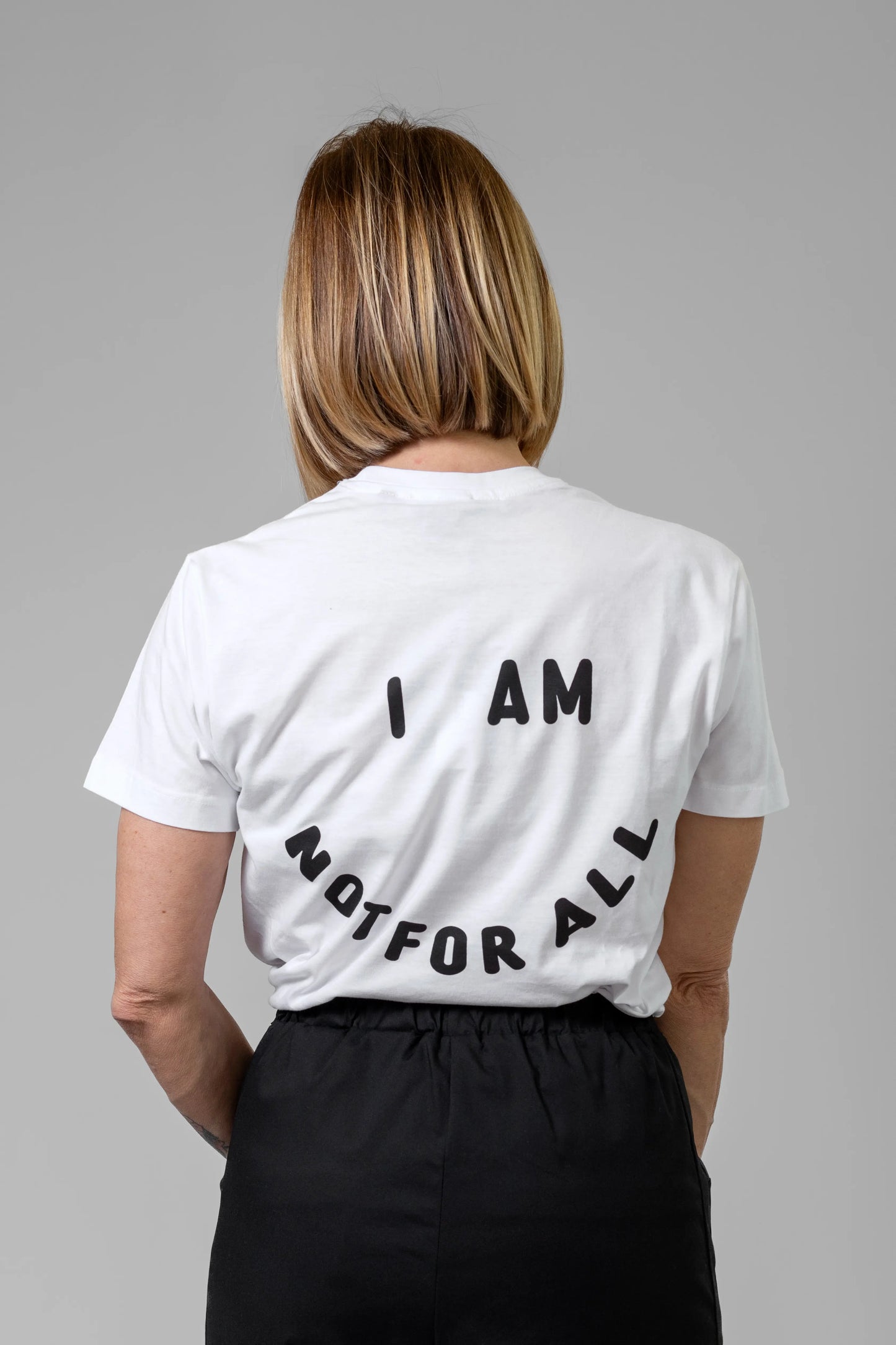 T-SHIRT CON STAMPA